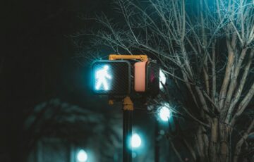 lit up pedestrian walk sign